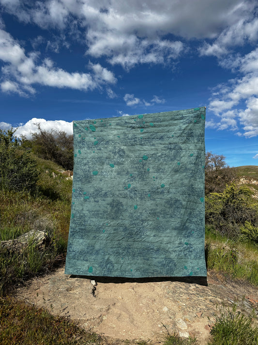 'the things we hide remain' Quilt