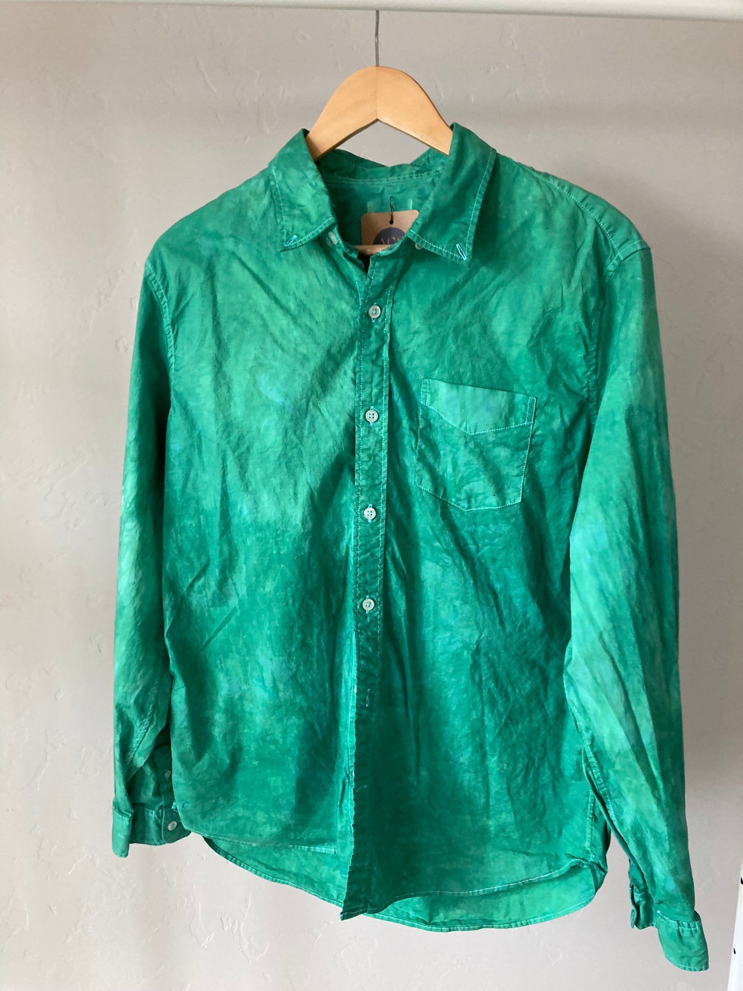 Kelly Green Button-Up- L